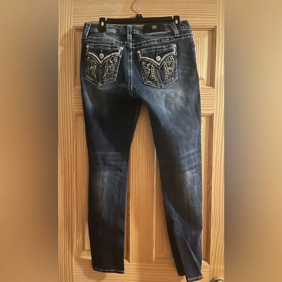 Miss Me Jeans Hailey Skinny Size 30 - Picture 2 of 8